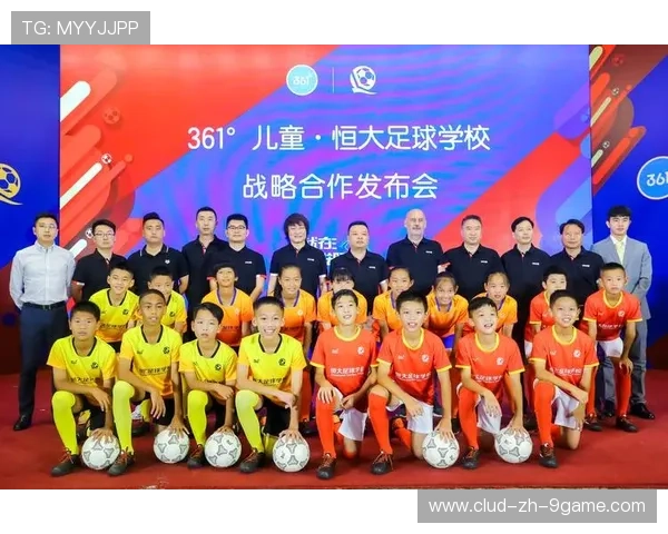 足球俱乐部在青训中注重多语种教育以适应国际化发展，足球俱乐部青训招生2021